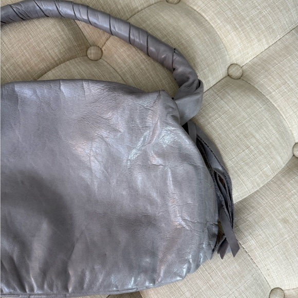 SATCHEL. Savannah Women's Shoulder Bag - Picture 7 of 12